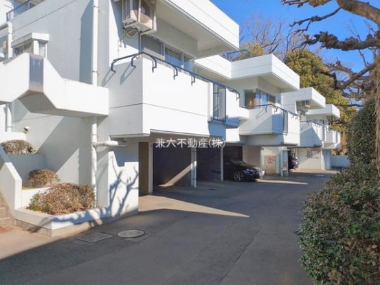 apartment 東京都練馬区大泉学園町１丁目29-7 兼六第四ビル1F