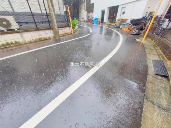apartment 東京都練馬区大泉学園町１丁目29-7 兼六第四ビル1F