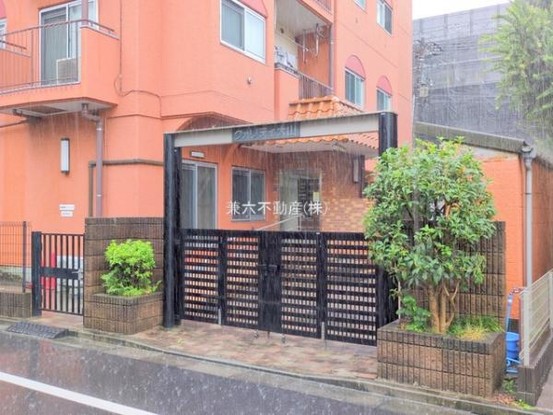 apartment 東京都練馬区大泉学園町１丁目29-7 兼六第四ビル1F
