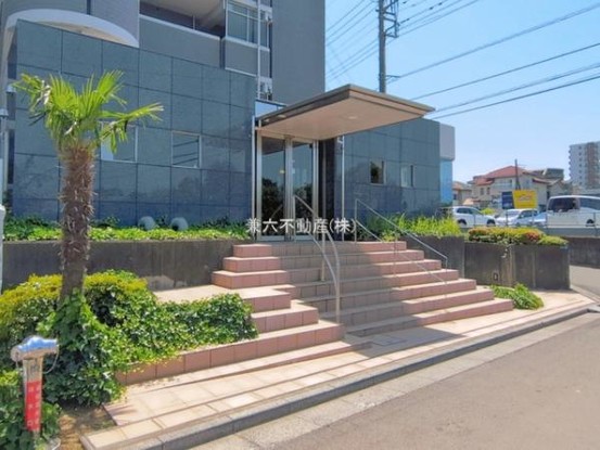 apartment 東京都練馬区大泉学園町１丁目29-7 兼六第四ビル1F