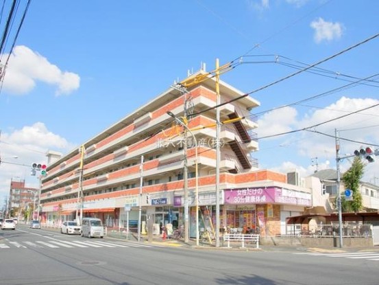 apartment 東京都練馬区大泉学園町１丁目29-7 兼六第四ビル1F