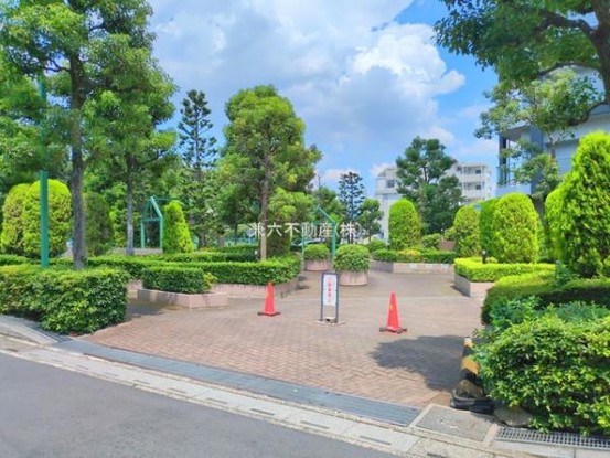 apartment 東京都練馬区大泉学園町１丁目29-7 兼六第四ビル1F