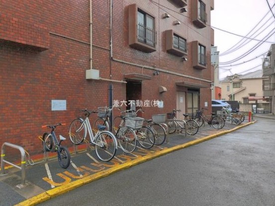 apartment 東京都練馬区大泉学園町１丁目29-7 兼六第四ビル1F