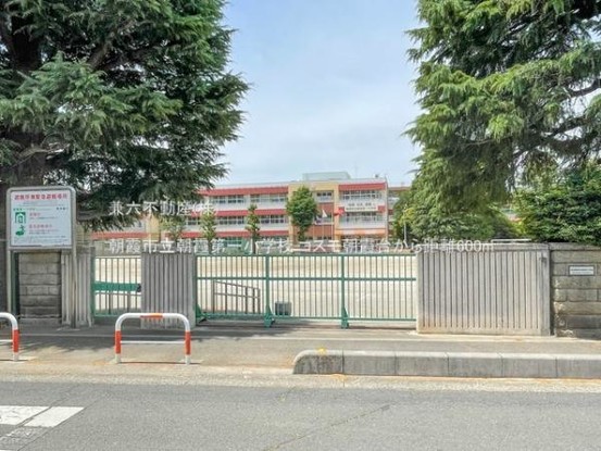 apartment 東京都練馬区大泉学園町１丁目29-7 兼六第四ビル1F