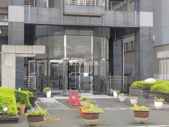 apartment 東京都練馬区大泉学園町１丁目29-7 兼六第四ビル1F