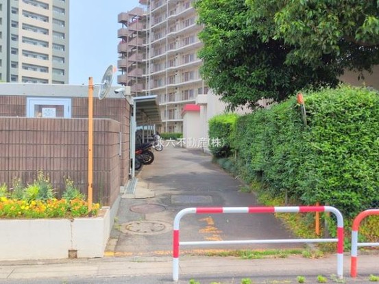 apartment 東京都練馬区大泉学園町１丁目29-7 兼六第四ビル1F