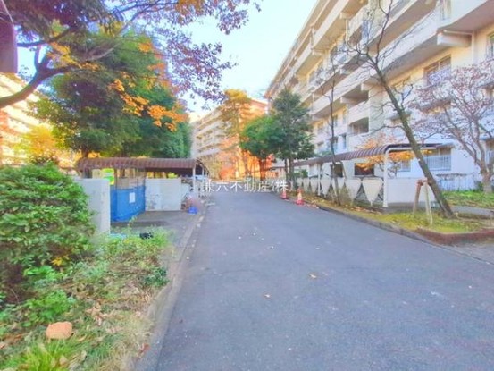 apartment 東京都練馬区大泉学園町１丁目29-7 兼六第四ビル1F
