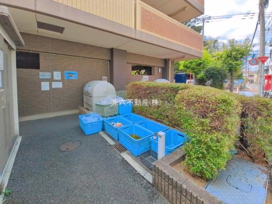 apartment 東京都練馬区大泉学園町１丁目29-7 兼六第四ビル1F