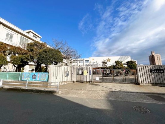 apartment 兵庫県姫路市飾磨区恵美酒
地図を見る