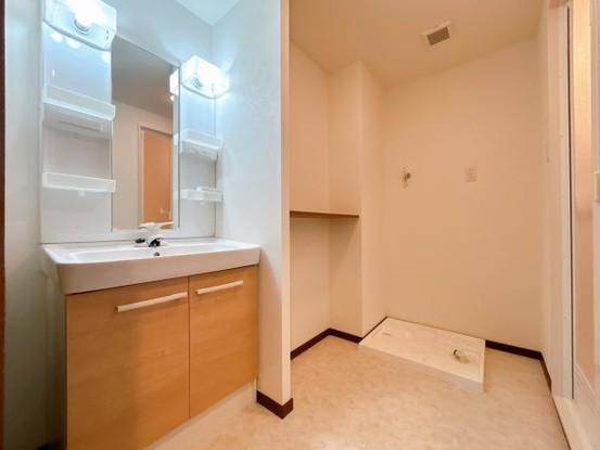 apartment 兵庫県姫路市八代東光寺町
地図を見る