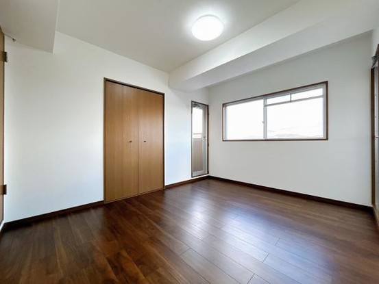 apartment 兵庫県姫路市八代東光寺町
地図を見る