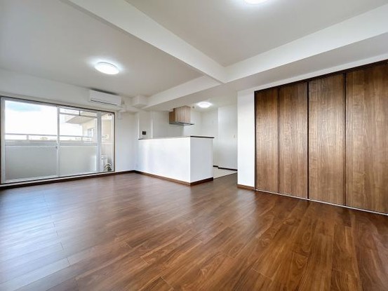 apartment 兵庫県姫路市八代東光寺町
地図を見る