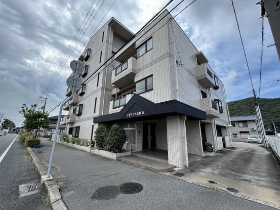 apartment 兵庫県姫路市広畑区西蒲田
地図を見る