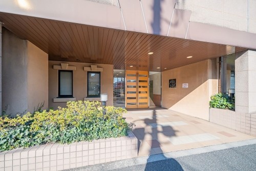 apartment 東京都江戸川区西葛西３丁目15-17 平塚ビル1階