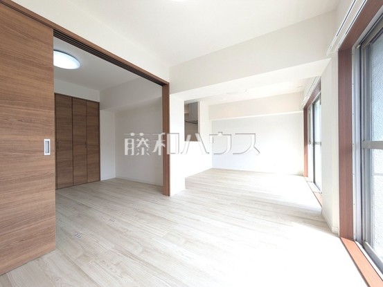 apartment 東京都西東京市田無町２丁目12-28ステージコーチ