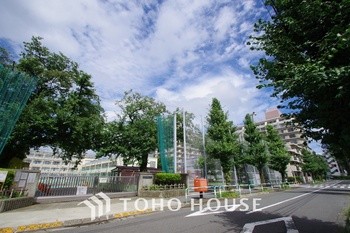 townhouse 神奈川県川崎市高津区溝口１丁目8-4 KMビル4階