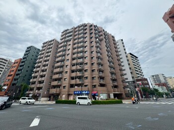apartment 東京都荒川区東日暮里６丁目
地図を見る
