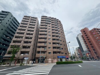 apartment 東京都荒川区東日暮里６丁目
地図を見る