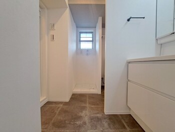 apartment 東京都中野区中野３丁目
地図を見る