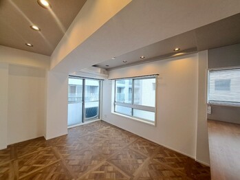 apartment 東京都中野区中野３丁目
地図を見る