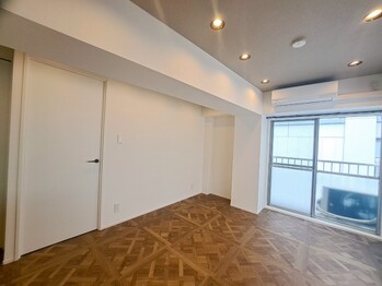 apartment 東京都中野区中野３丁目
地図を見る