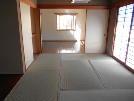 detached 千葉県茂原市八千代１丁目20-10 岩瀬ビル
