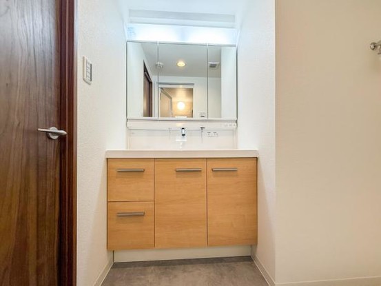 apartment 東京都大田区西蒲田８丁目11-11 リビングライフ蒲田ビル　4階