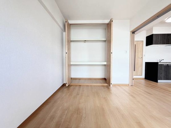 apartment 東京都大田区西蒲田８丁目11-11 リビングライフ蒲田ビル　4階