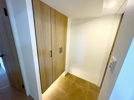 apartment 東京都大田区西蒲田８丁目11-11 リビングライフ蒲田ビル　4階