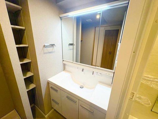 apartment 東京都大田区西蒲田８丁目11-11 リビングライフ蒲田ビル　4階