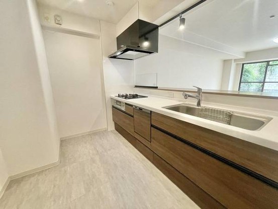 apartment 東京都大田区西蒲田８丁目11-11 リビングライフ蒲田ビル　4階
