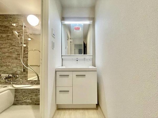 apartment 東京都大田区西蒲田８丁目11-11 リビングライフ蒲田ビル　4階