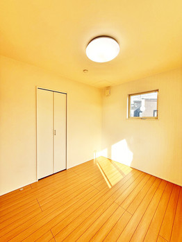 detached 埼玉県三郷市中央１丁目13-14 EVISSAN三郷中央1F