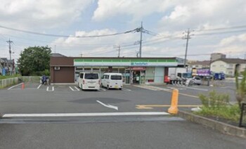 apartment 埼玉県三郷市中央１丁目13-14 EVISSAN三郷中央1F
