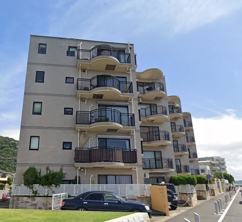 apartment 神奈川県三浦郡葉山町一色
地図を見る