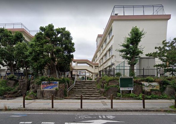 apartment 神奈川県平塚市明石町
地図を見る