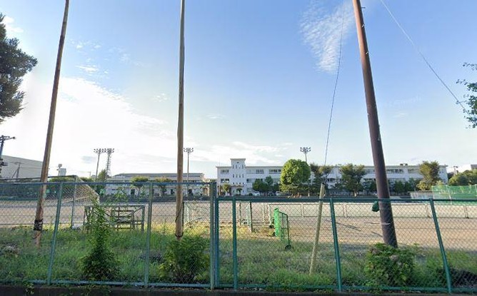 apartment 神奈川県平塚市明石町
地図を見る