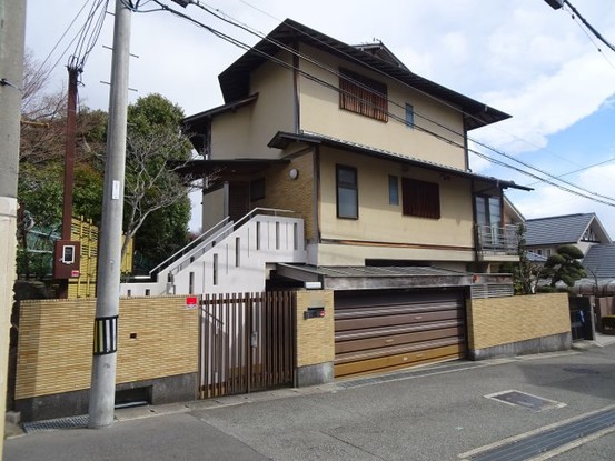 detached 兵庫県川西市花屋敷２丁目
地図を見る