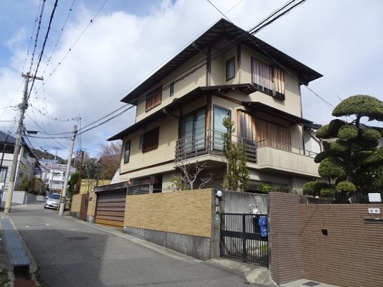 detached 兵庫県川西市花屋敷２丁目
地図を見る