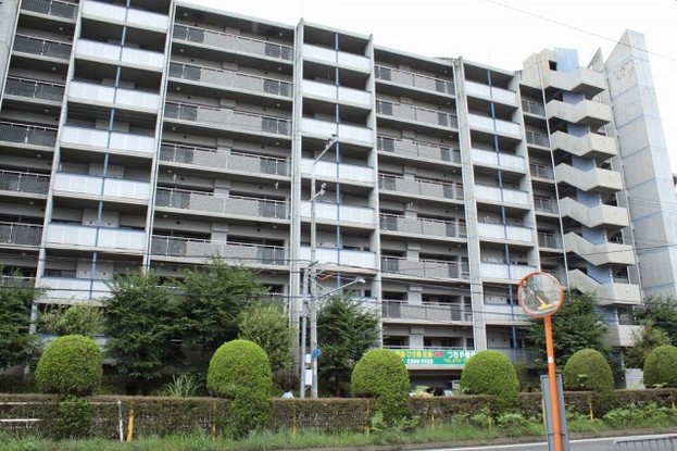 apartment 兵庫県川西市清和台西３丁目
地図を見る
