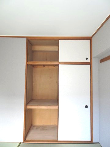 apartment 兵庫県川西市栄町
地図を見る
