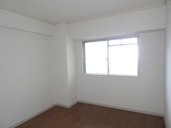 apartment 兵庫県川西市栄町
地図を見る