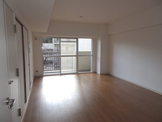 apartment 兵庫県川西市栄町
地図を見る