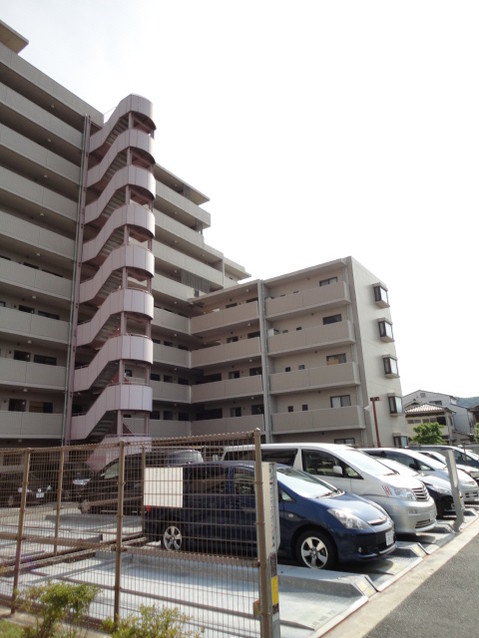 apartment 兵庫県川西市新田１丁目
地図を見る
