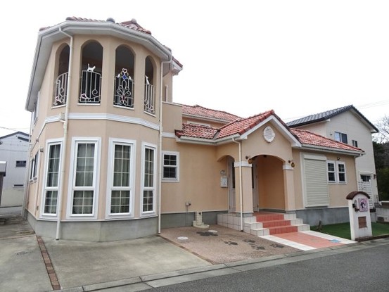 detached 兵庫県川西市けやき坂１丁目
地図を見る