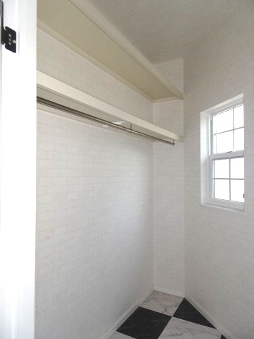 detached 兵庫県川西市けやき坂１丁目
地図を見る