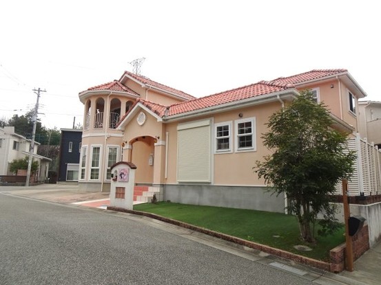 detached 兵庫県川西市けやき坂１丁目
地図を見る