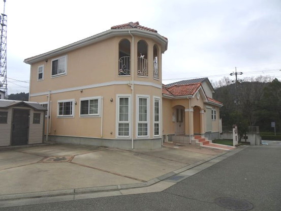 detached 兵庫県川西市けやき坂１丁目
地図を見る