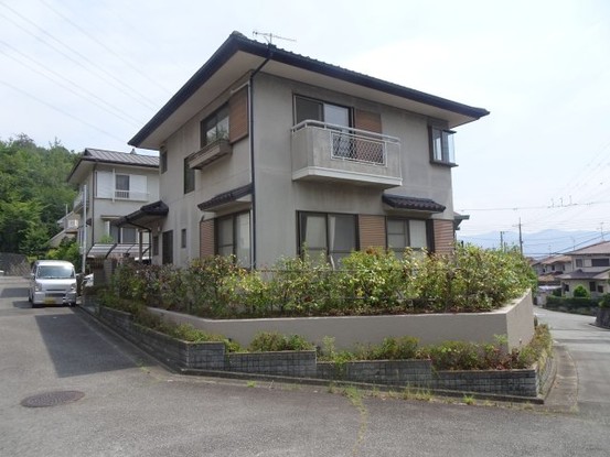 detached 兵庫県川西市けやき坂１丁目
地図を見る