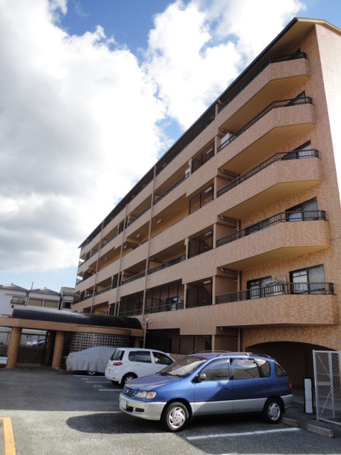 apartment 兵庫県川西市東多田１丁目
地図を見る